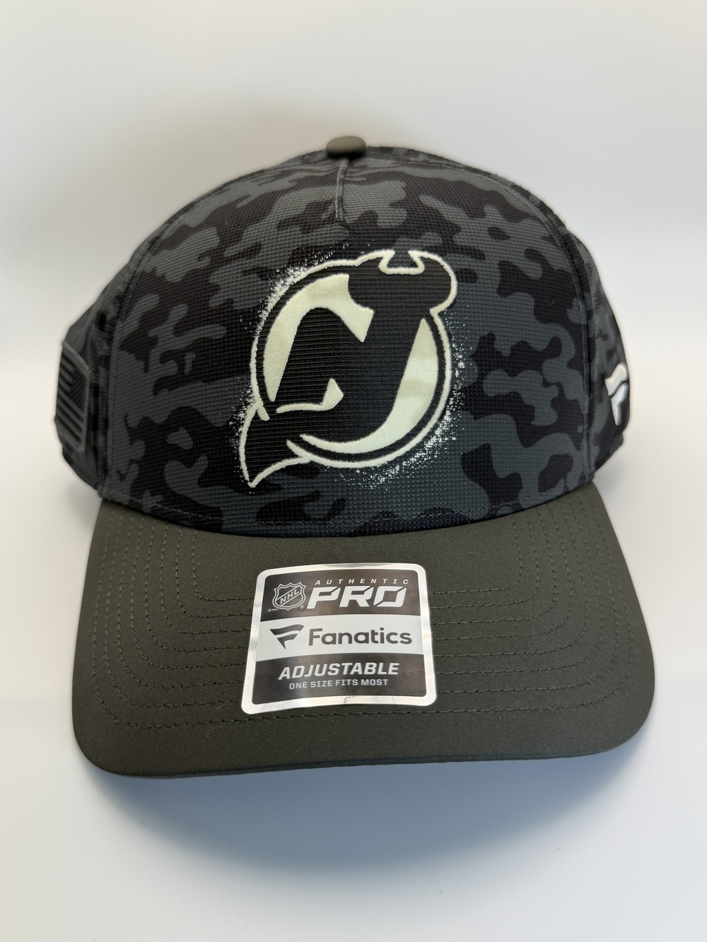 Fanatics NHL New Jersey Devils Authentic Pro Camo Adjustable Hat Black Mesh
